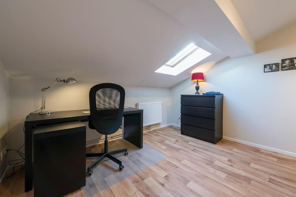 Appartement 4 Chambres A Λιέγη Εξωτερικό φωτογραφία